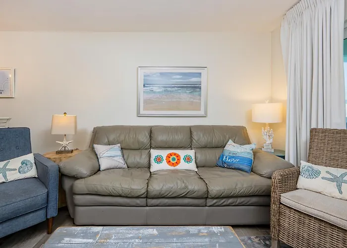 Apartment Harbor House B19 *