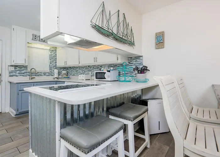 Apartment Harbor House B19 Gulf Shores